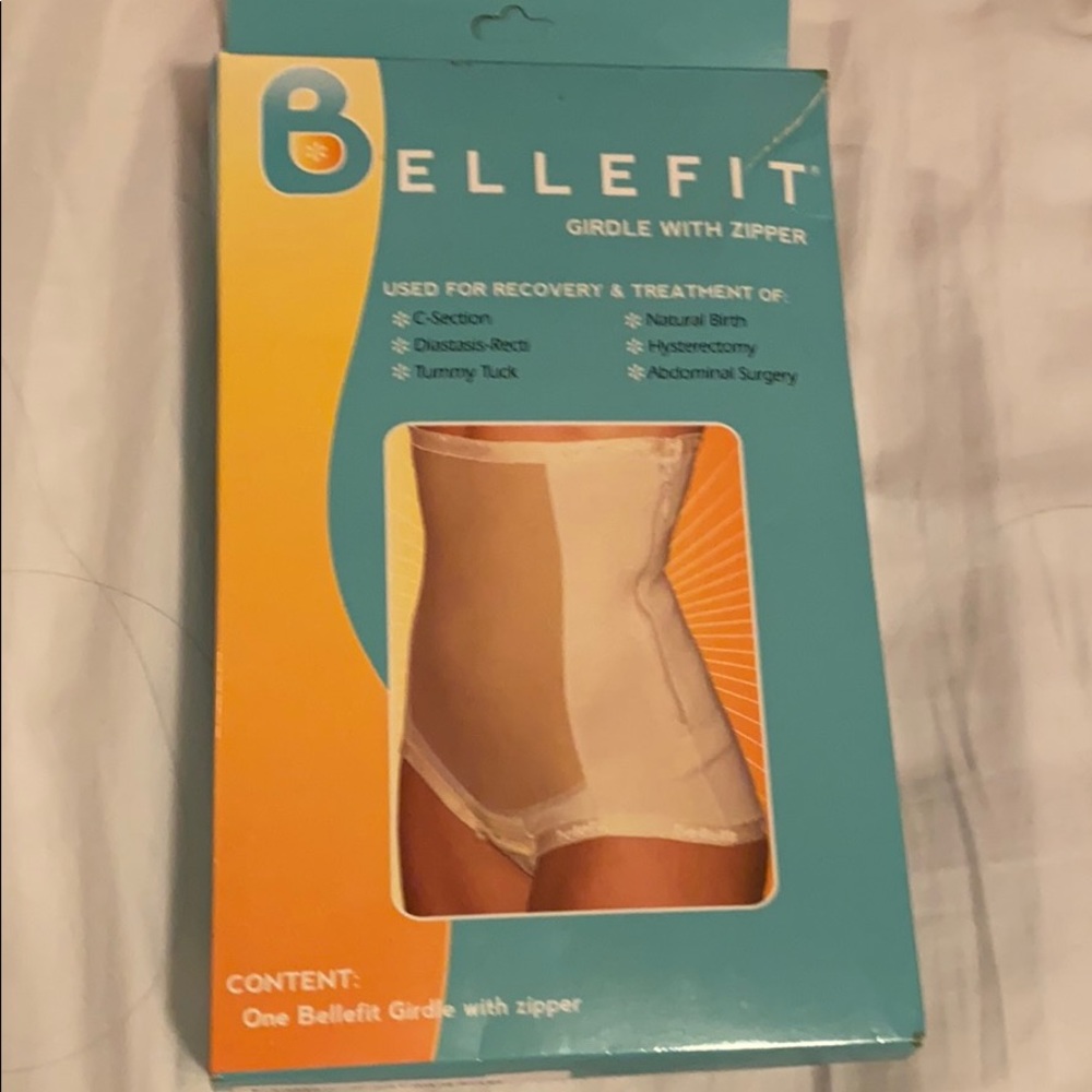 Bellefit girdle with zipper